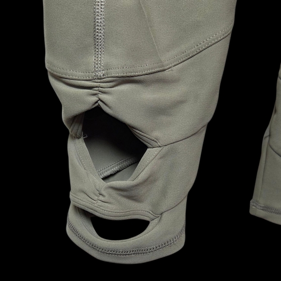 Old Navy Olive Green Capris Leggings With Cutouts Size L - Picture 2 of 5